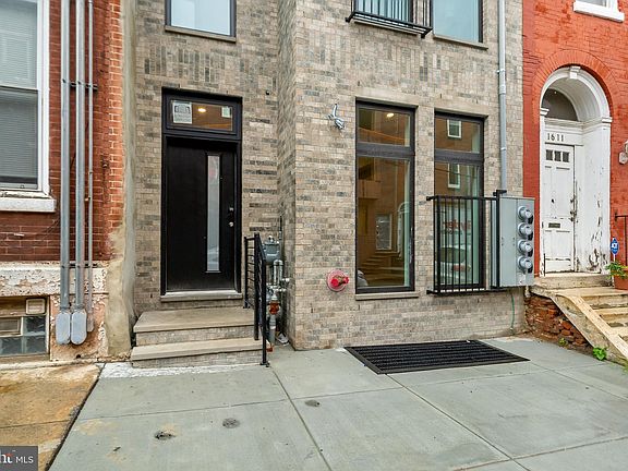 2nd image of 1613 Brown St #A