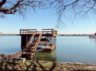419 W Lakeshore Dr, Sunrise Beach, TX 78643
