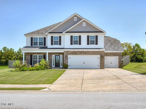 2nd image of 327 Tramore Drive