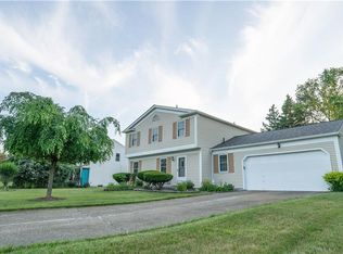 19112 Quail Hollow Dr, Strongsville, OH 44136