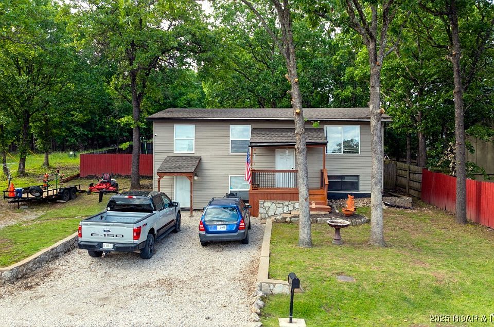 1st image of 135 Tonka St