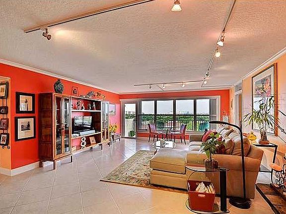 2nd image of 3200 N Port Royale Drive #805