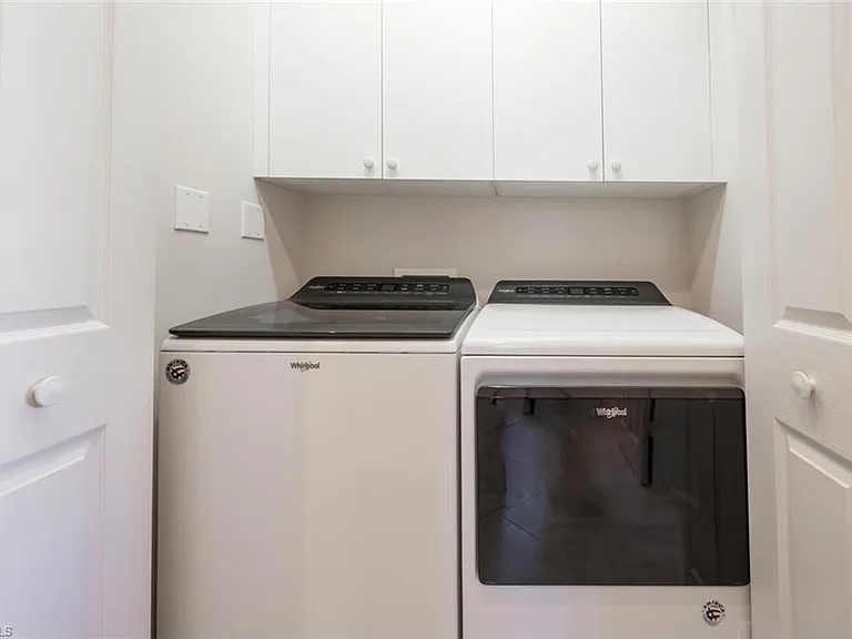 2843 Tiburon Blvd E #7-102 — Photo 32