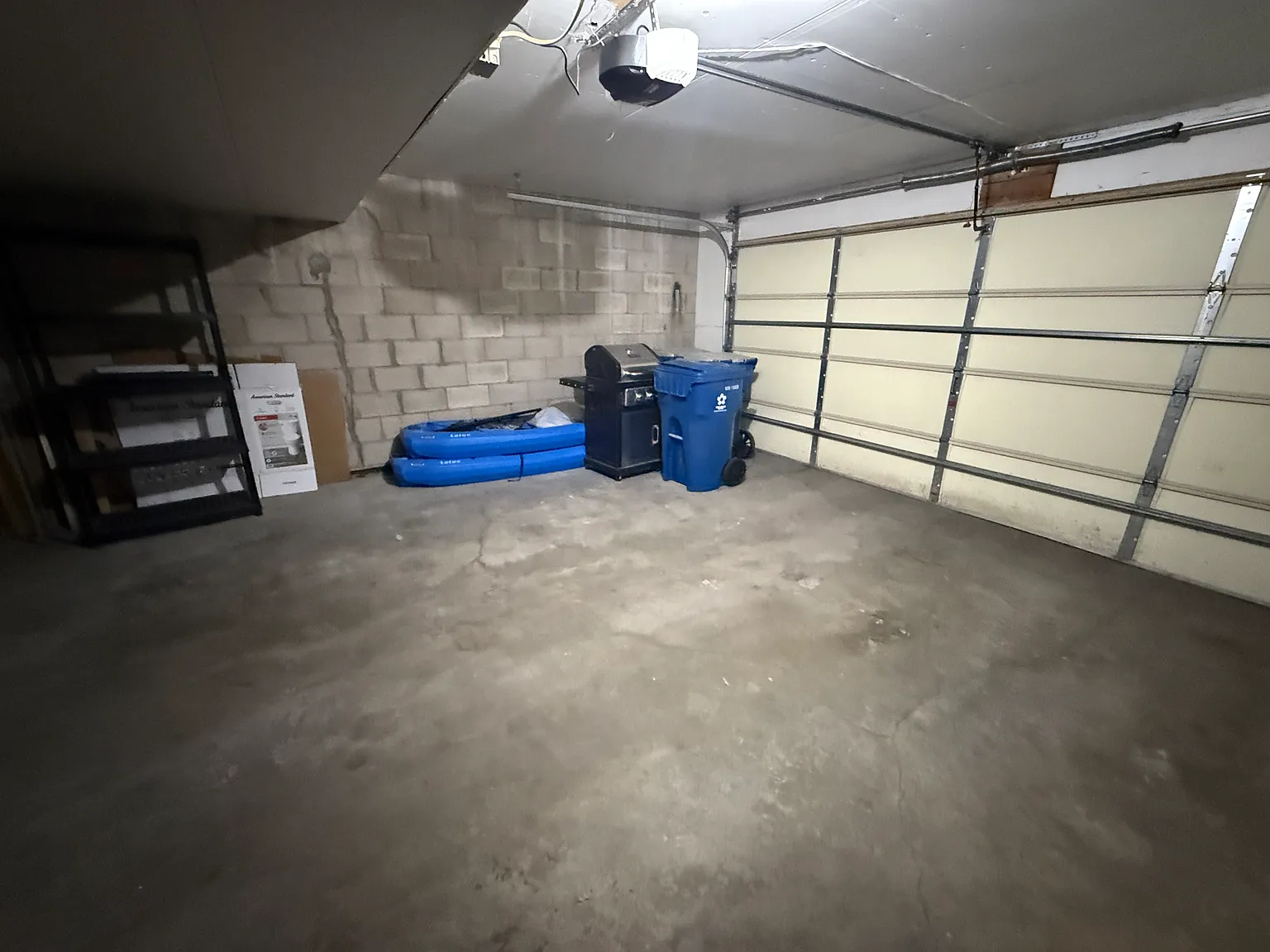 4 bed, 2002 sqft, $2,900 — Photo 4