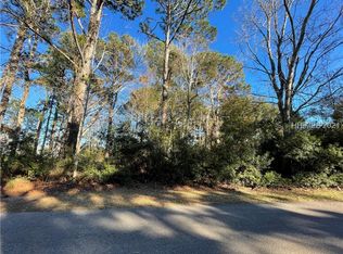 22 Market Place Dr, Hilton Head Island, SC 29928