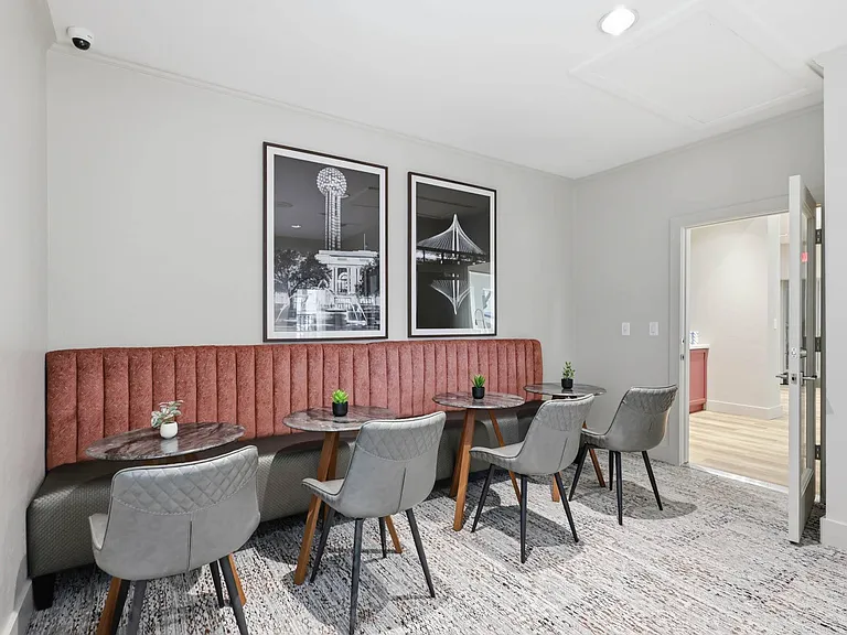Aventura Cimarron — Photo 25