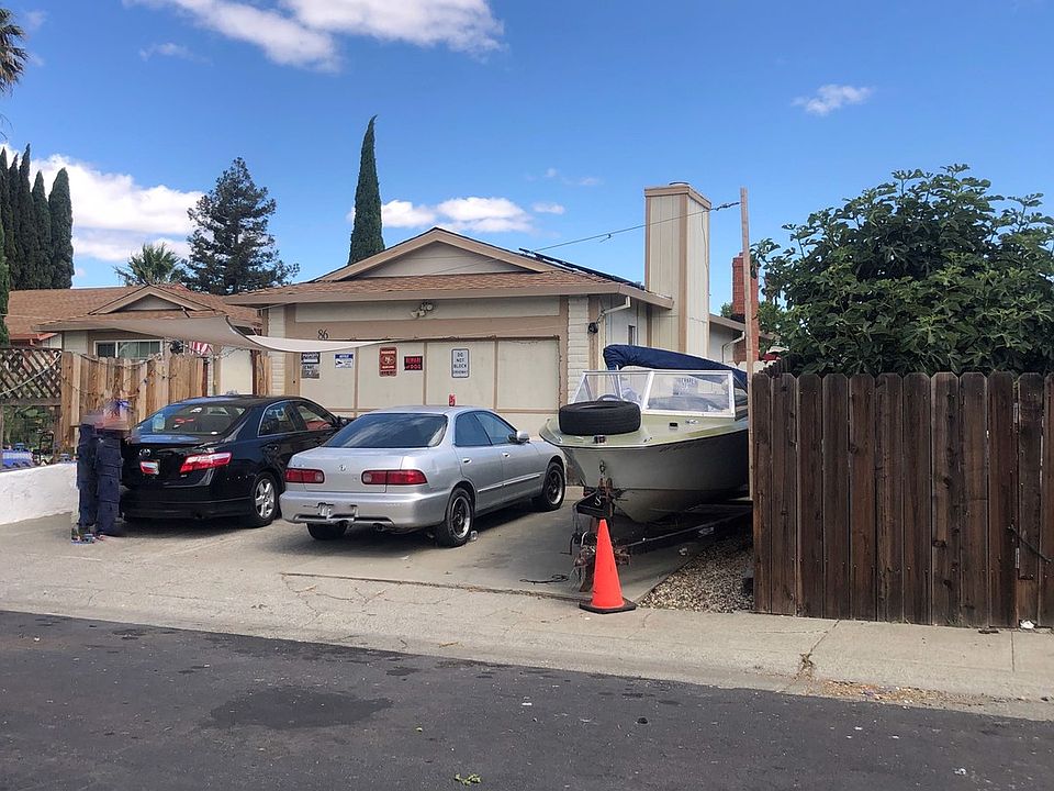 2nd image of 86 Alexander Way