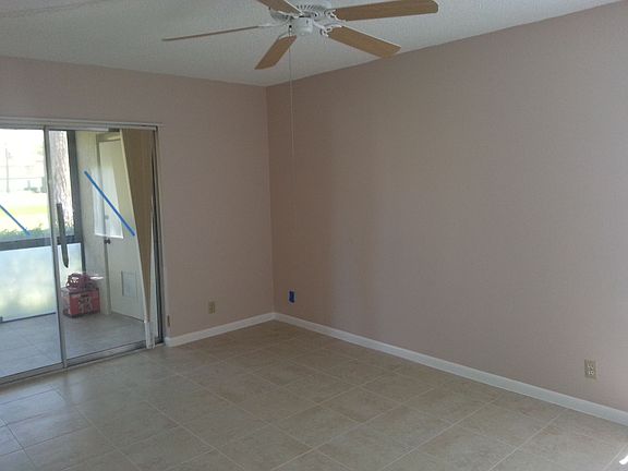 4th image of 6489 Chasewood Dr APT C