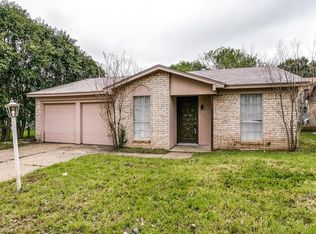 2971 Lana Cir, Fort Worth, TX 76140