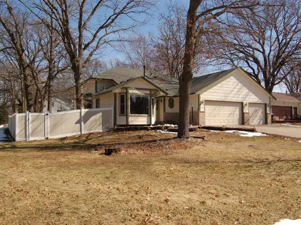 13041 Raven St NW, Coon Rapids, MN 55448