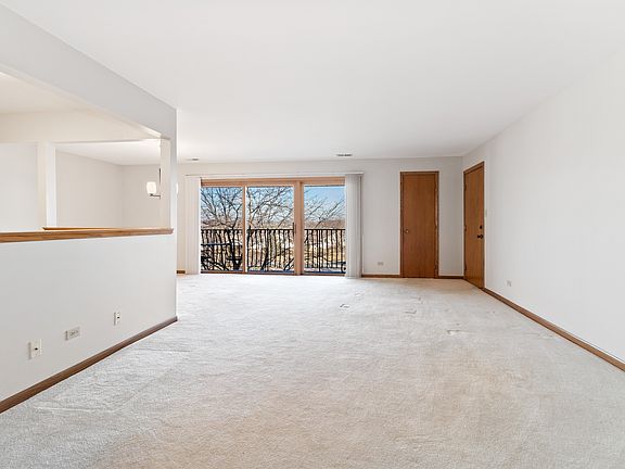 4th image of 17731 Bernard Dr APT 3B