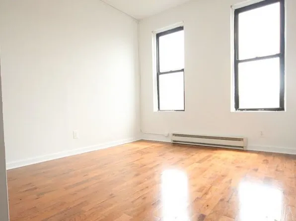 306 Troutman Street image 8 of 12