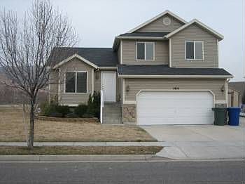 1st image of 1816 N Cavallo Dr
