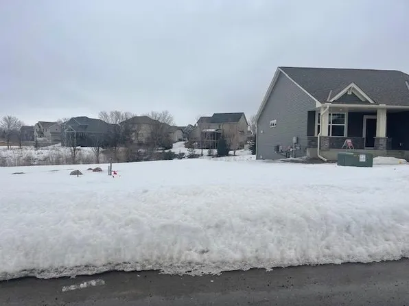 4598 Landmark Dr NE, Saint Michael, MN 55376