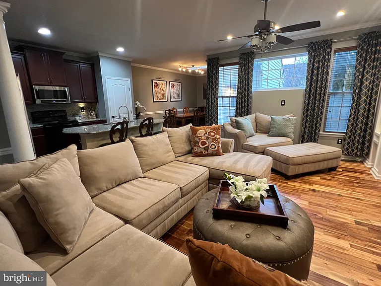 1116 S Olmsted Pkwy — Photo 16