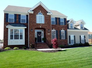 108 Sandy Lake Dr, Suffolk, VA 23435