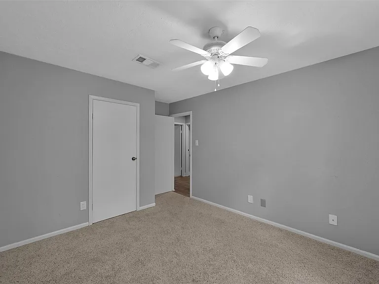 14 E Wandering Oak Dr — Photo 33