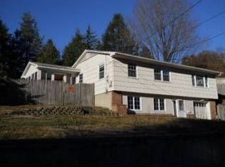 30 Stanford Rd, Nashua, NH 03064