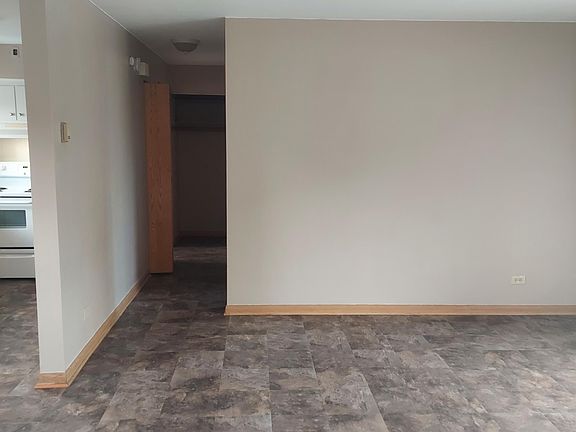5th image of 4611 W 95th St Unit N