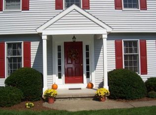 433 Danna Joelle Dr, Schenectady, NY 12303