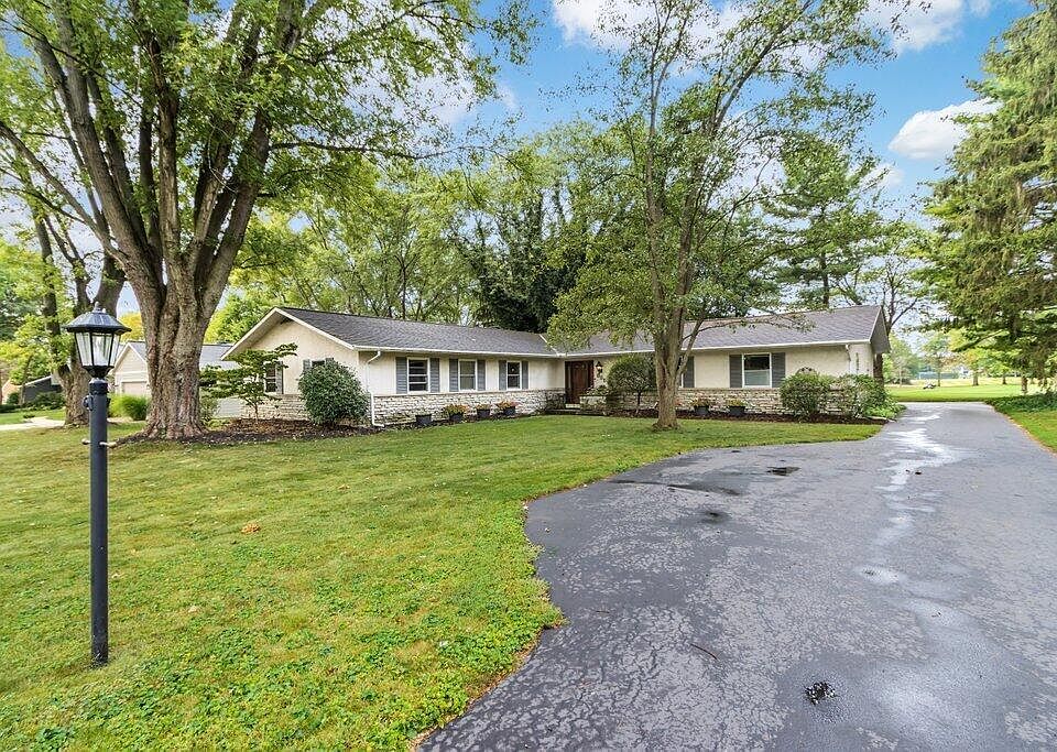 835 Clubview Blvd N, Columbus, OH 43235 | Zillow