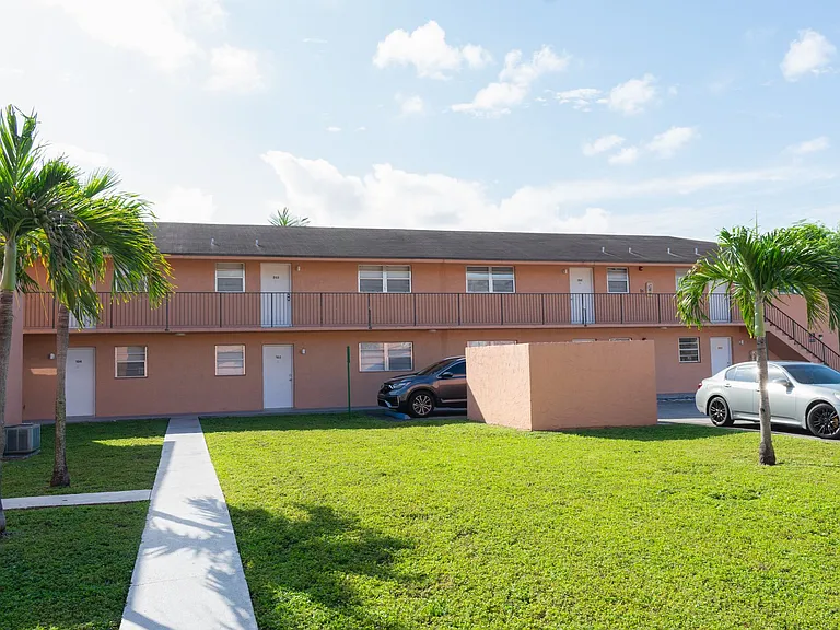 Gabriella Apartments — Photo 7