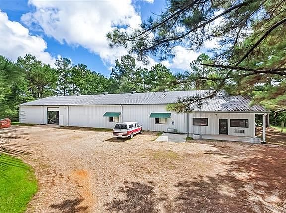 3rd image of 73500 Bollfield Dr