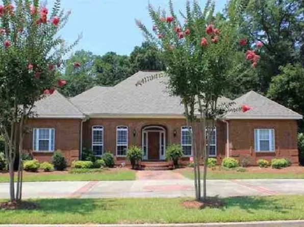 105 Sweet Bay Dr, Kathleen, GA 31047