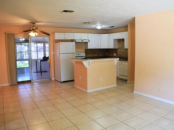2nd image of 2368 Floridiane Dr