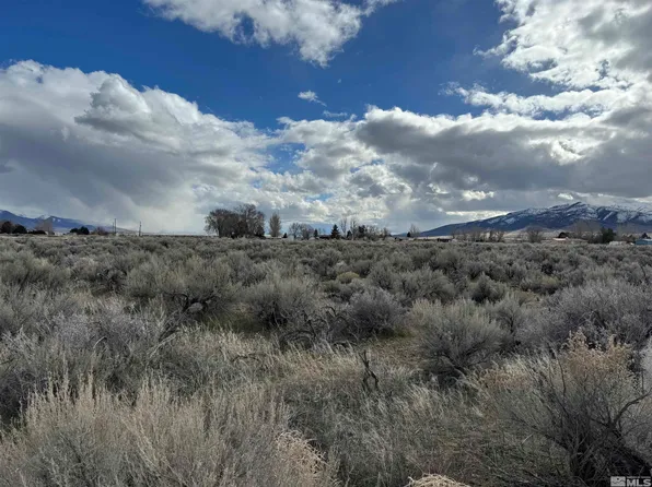 13023223 Market St, Winnemucca, NV 89445