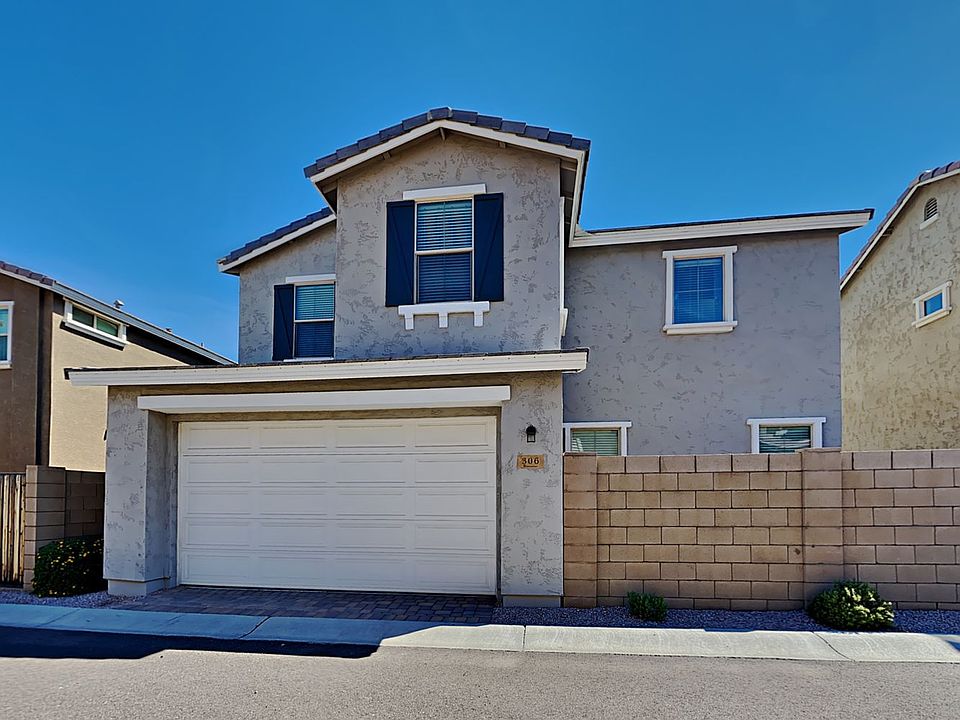 1st image of 306 N Sandal