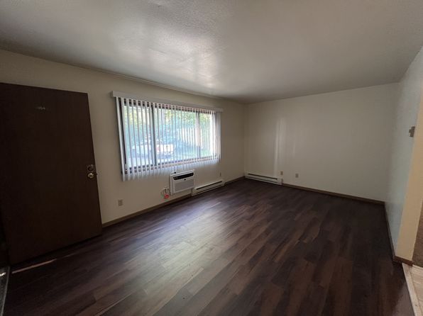 3321 Packer Dr #104