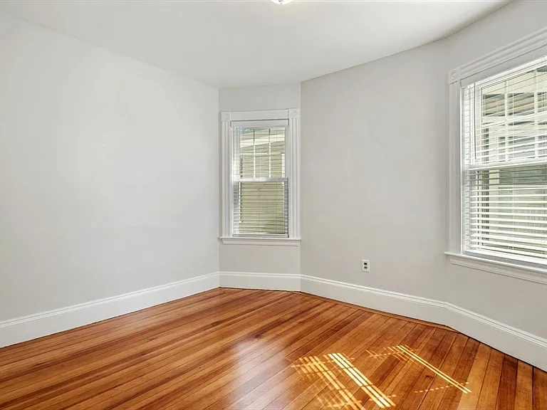 5 Pearl St #1 — Photo 19