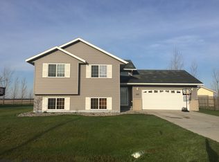 1227 Magnolia Ct SW, Glyndon, MN 56547