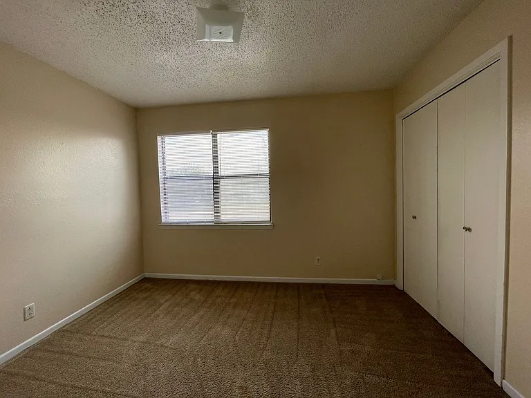 1701 Cedarview Circle — Photo 10