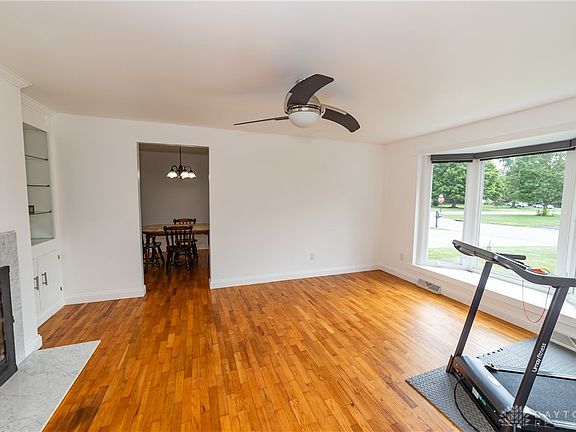 5th image of 5810 Sterling Ct