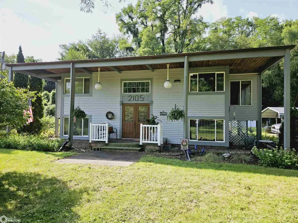 2105 Division St, Burlington, IA 52601