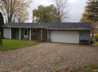 4075 Kehoe Dr NE, Ada, MI 49301