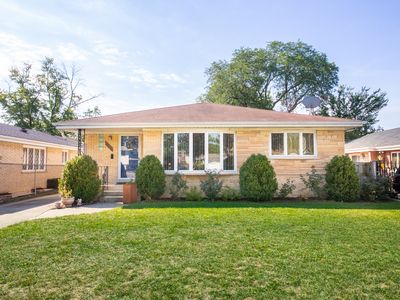1717 Oakton St, Park Ridge, IL, 60068