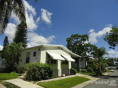 LOTS OF CURB APPEAL
