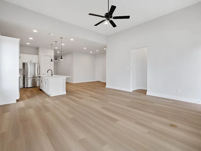 601 C Bar Ranch Trl #12 — Photo 3