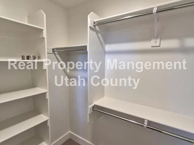 2172 E Fox Mdw — Photo 35