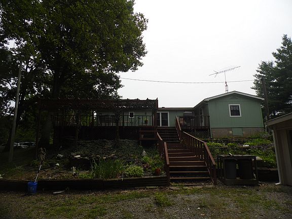 3rd image of 9703 Brownstown Road