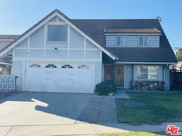 19011 Kemp Ave, Carson, CA 90746