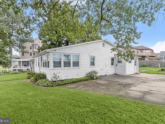 5th image of 116 Kingston Park Ln