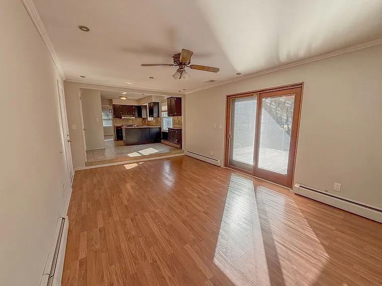 2710 Pendleton Dr — Photo 13