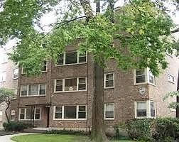 1st image of 2134 W Rosemont Ave APT 2B