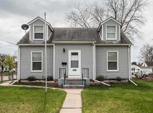 1603 W 36th St, Davenport, IA 52806