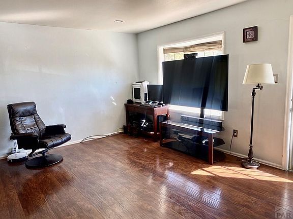 3rd image of 135 Schirra Pl