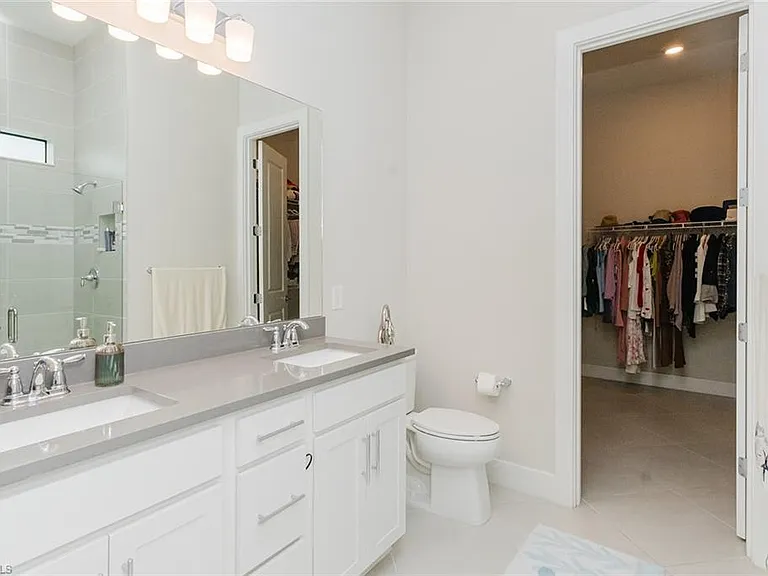 4302 Washington Pl — Photo 18